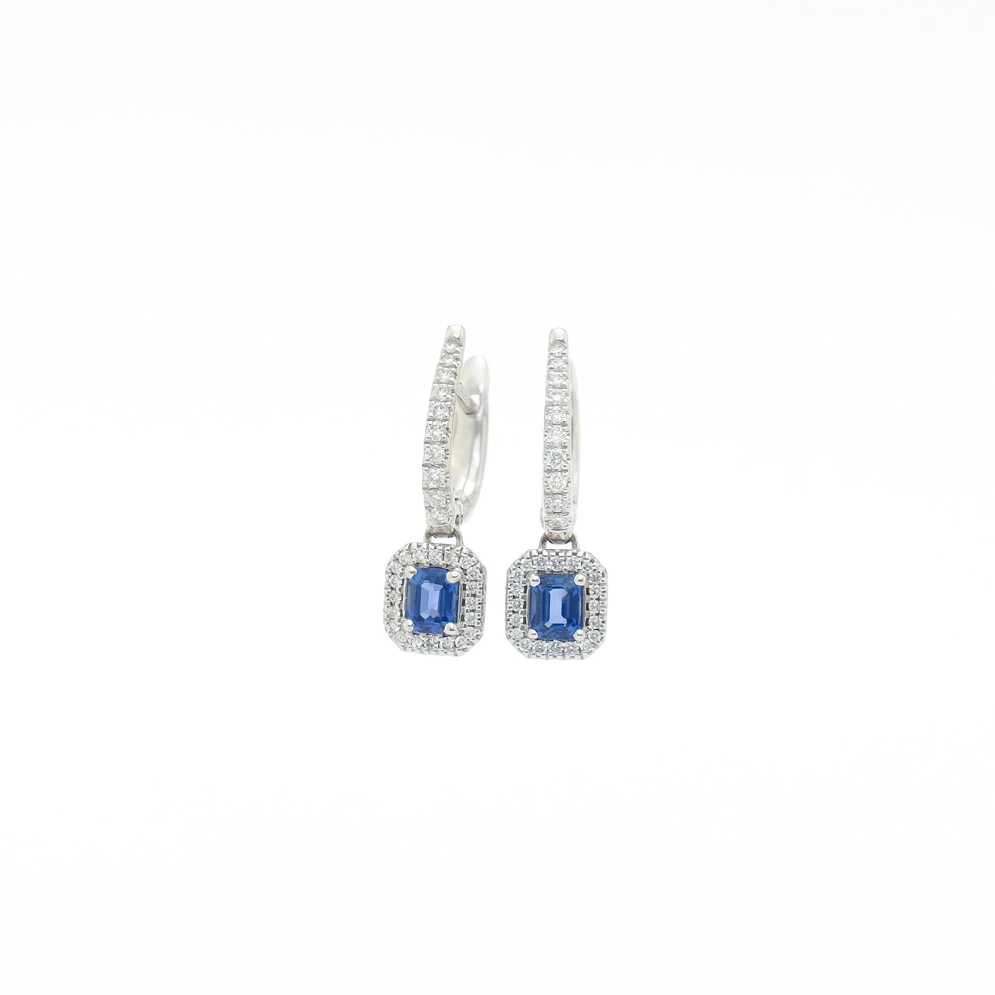 Orecchini A Goccia In Oro Bianco 14K Con Diamante E Zaffiro Di Ceylon Multicolore Da 26 Pollici Orecchini A Goccia In Oro Bianco 14K Con Diamante E Zaffiro Di Ceylon Multicolore Da 26 Pollici